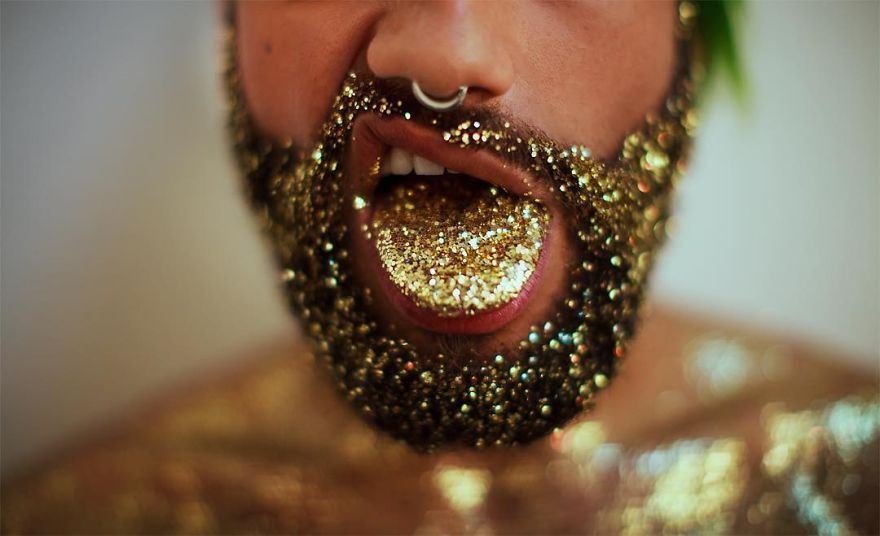 glitter-beard-trend-94__880