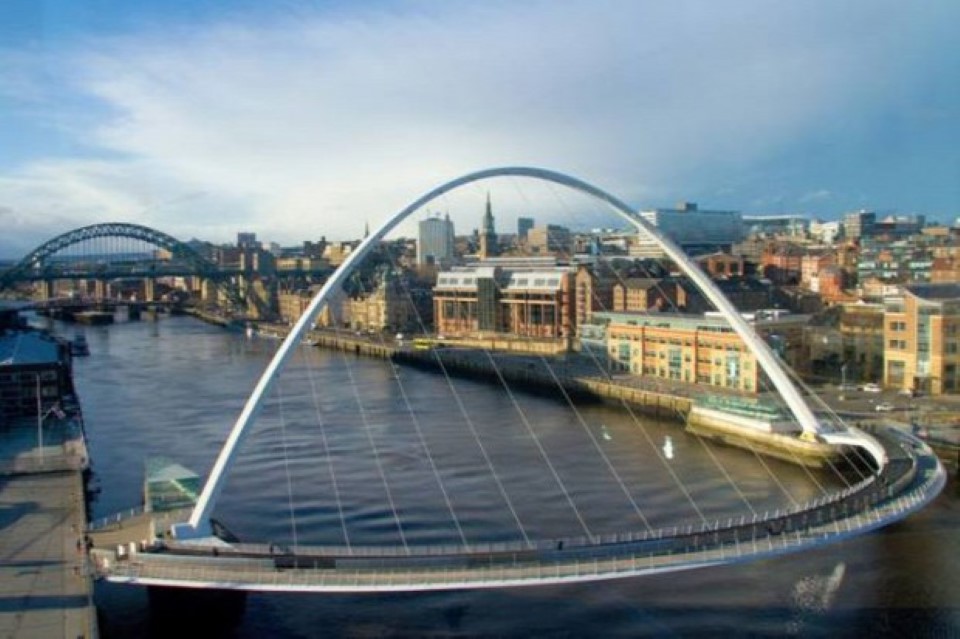 A billenő Millennium-híd, Gateshead, Nagy Britannia (Custom)